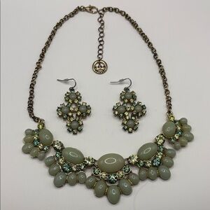Crown Trifari Chic Olive and Gold Necklace and Earring Set